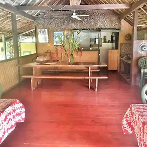 Hébergement de vacances Huahine - Pitate, Fare